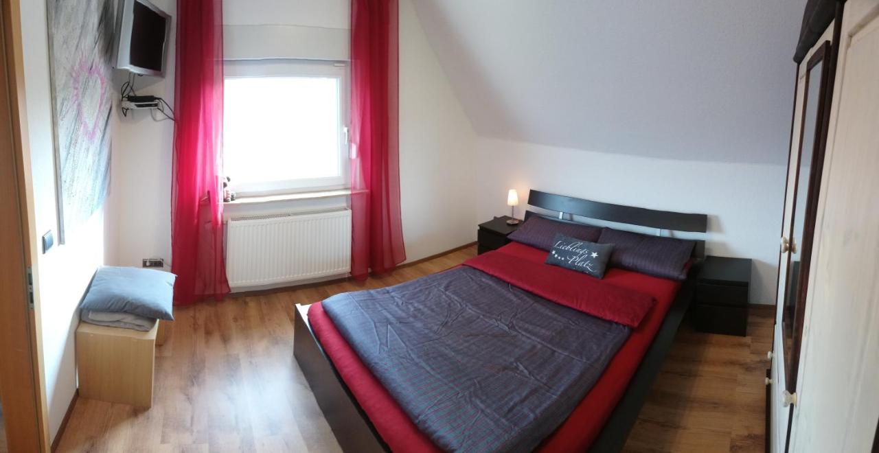 Private Zimmer Bei Der Weser-Ems-Halle Olsztyn Bagian luar foto